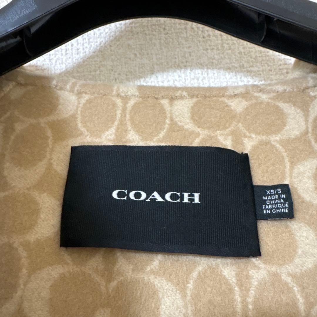 COACH フード付きベージュポンチョ