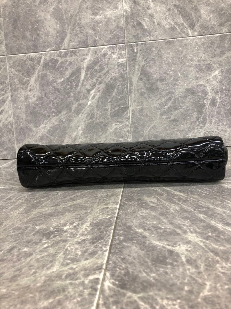 CHANEL ココマーク パテントレザー クラッチバッグ 17番台