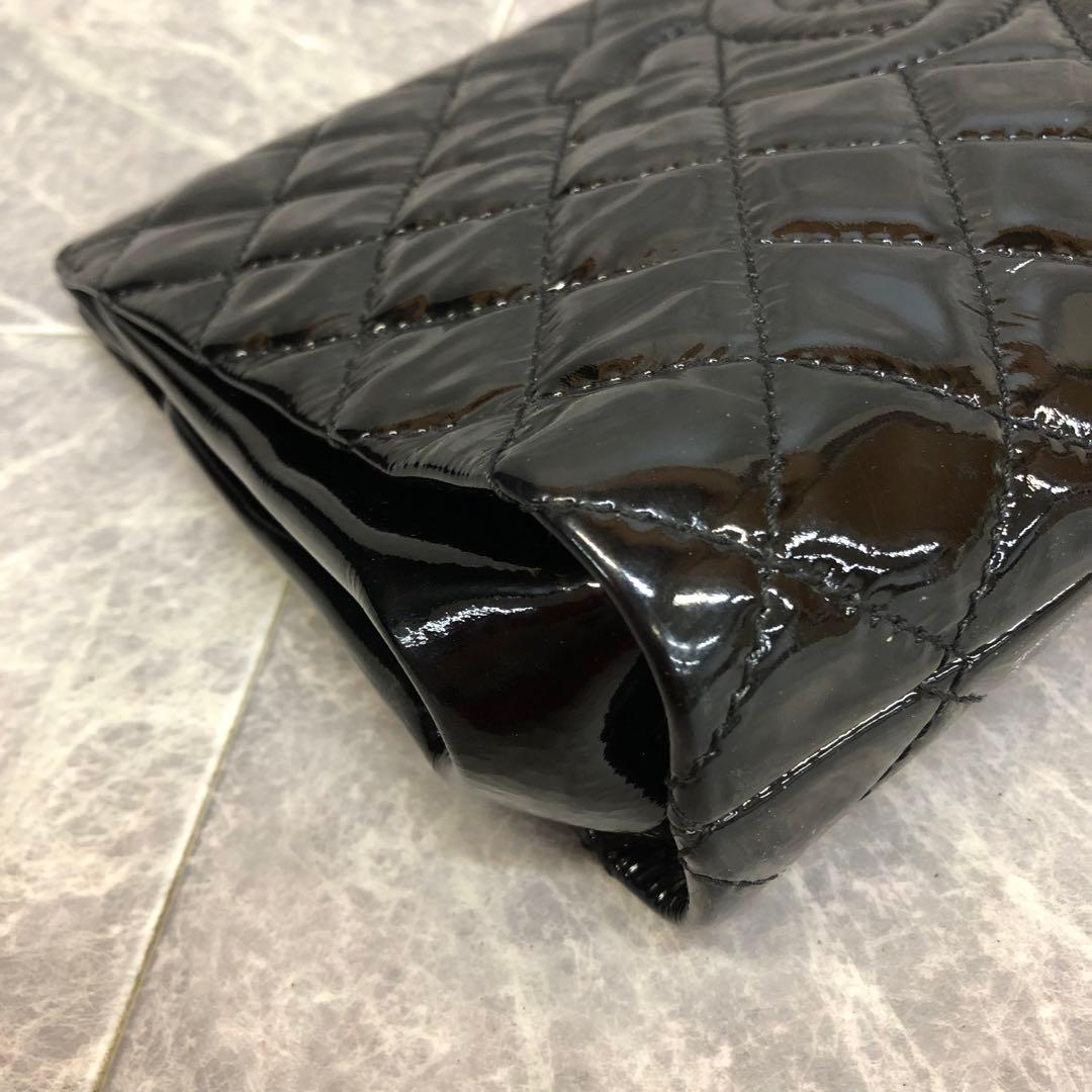 CHANEL ココマーク パテントレザー クラッチバッグ 17番台