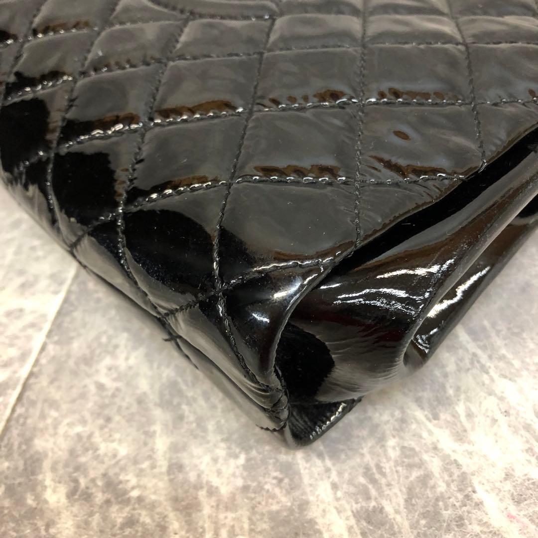 CHANEL ココマーク パテントレザー クラッチバッグ 17番台
