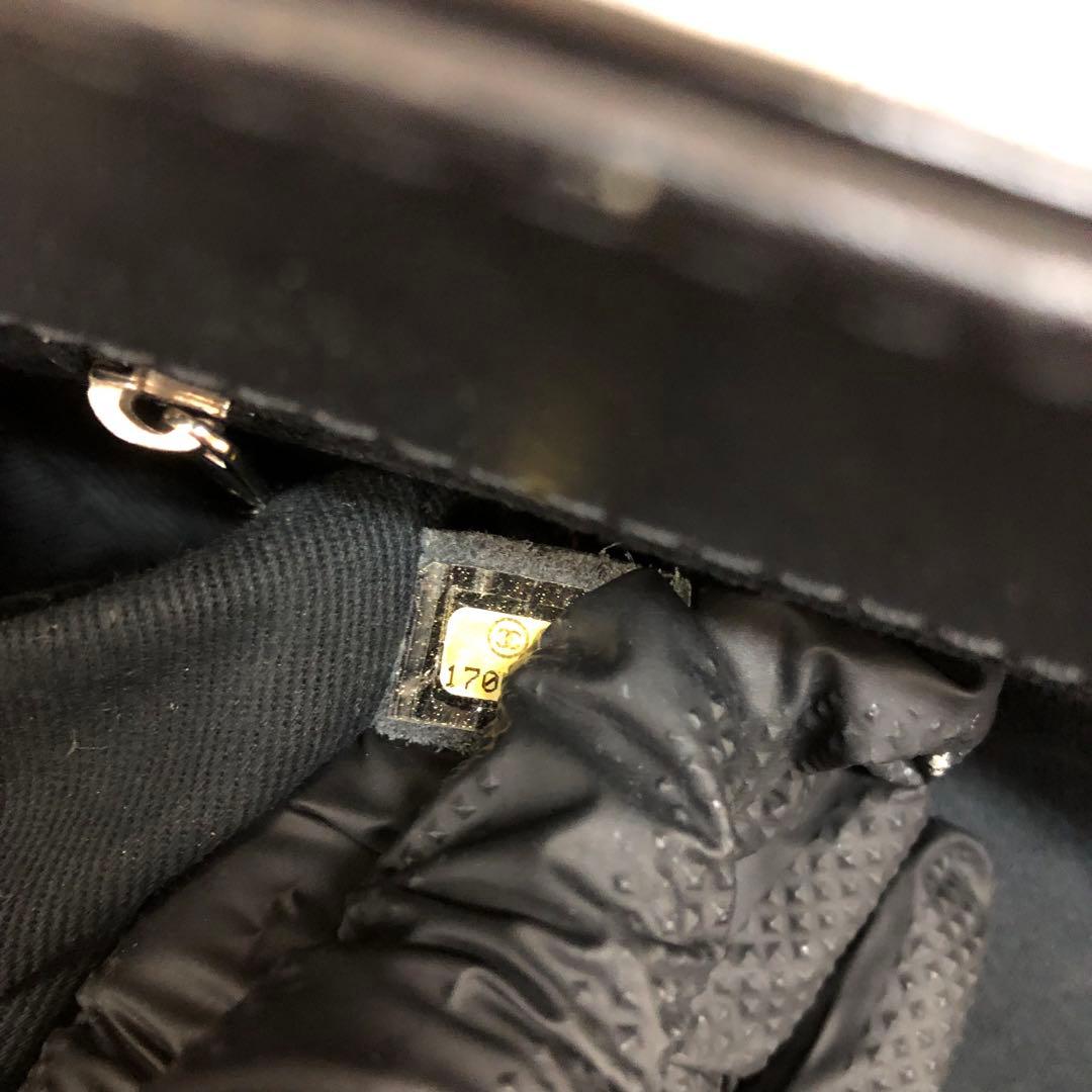 CHANEL ココマーク パテントレザー クラッチバッグ 17番台