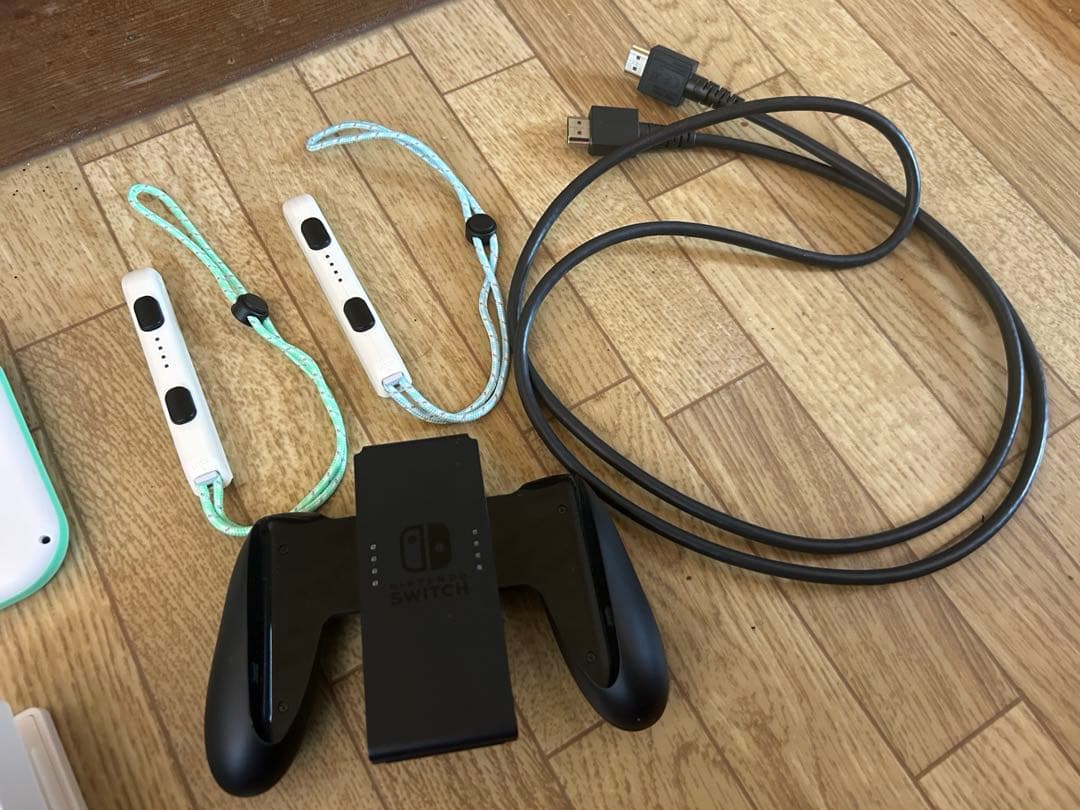 美品Nintendo Switch あつ森本体セット (ソフト・箱・充電奇なし)