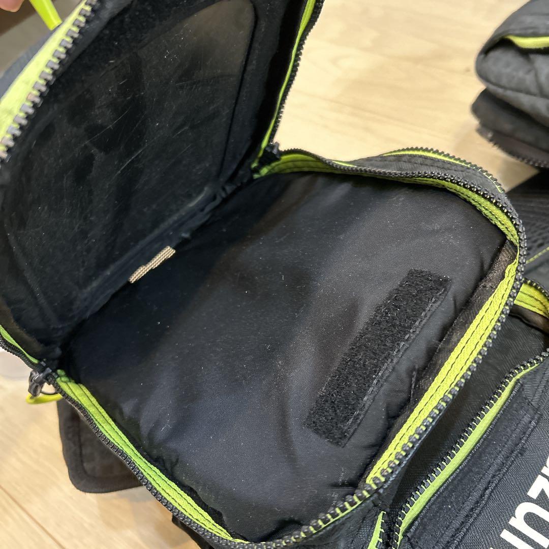 マズメ レッドムーン 8th ライフジャケット