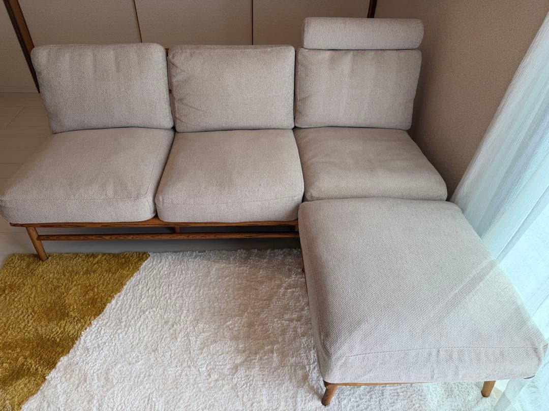 美品MOMONATURAL3人掛けソファ　ベージュ