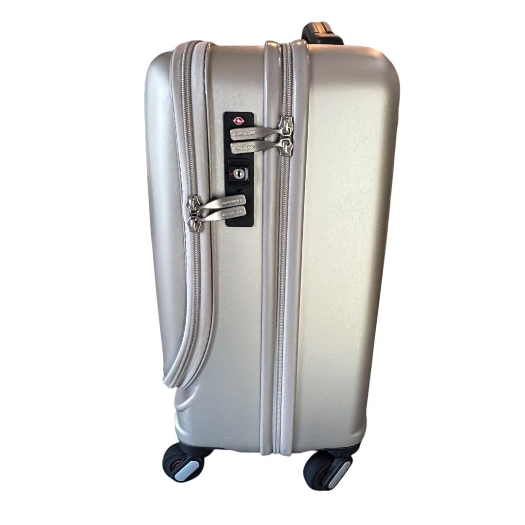 フリクエンター　スーツケース クラムアドバンス 機内持込可 34L TSAロック