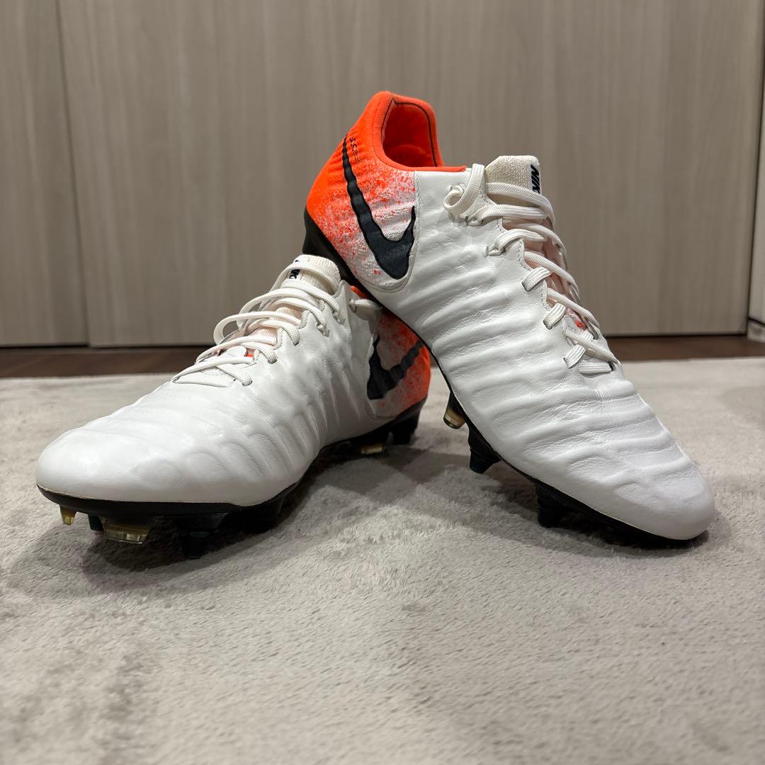 サッカースパイク ティエンポレジェンド7 エリートSG
