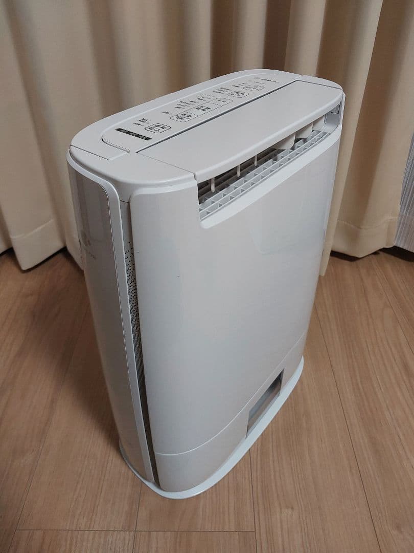 2022年製 衣類乾燥機　除湿機 F-YZVX60 Panasonic