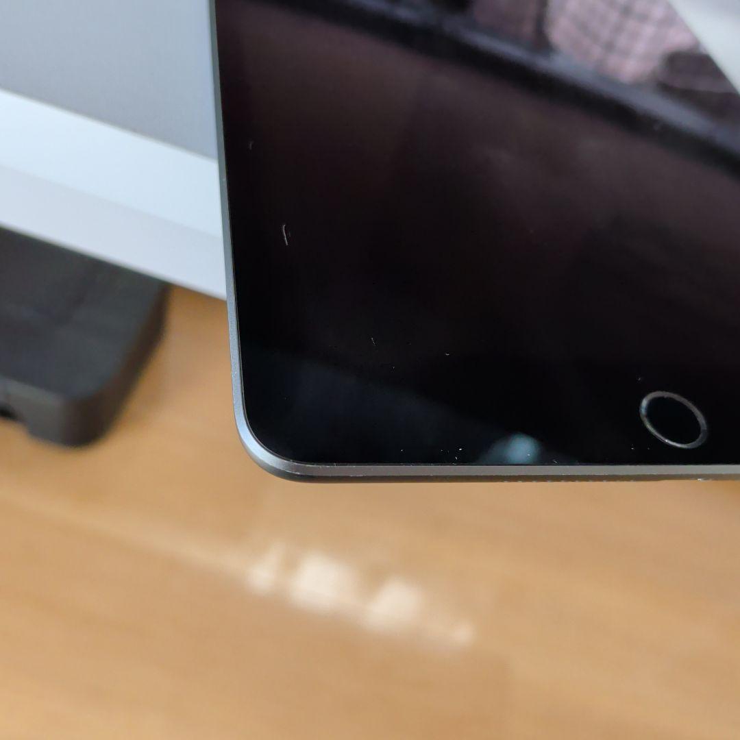 iPad mini (第５世代) 64㎇ スペースグレー Wi-Fi
