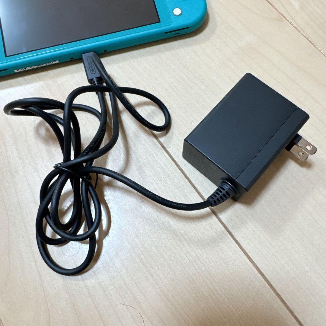 美品Nintendo Switch Lite ターコイズカバー・本体ケース付き