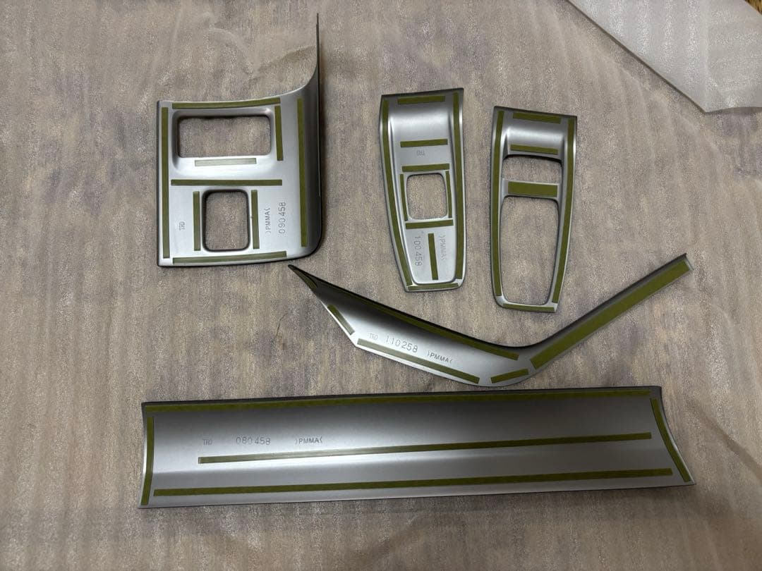 【新品✨】GR86 GRインテリアパネルセット MT車 用