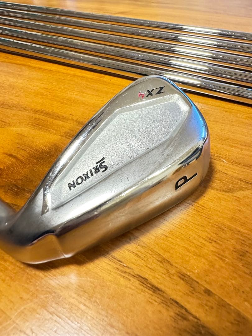 スリクソン　ZX4 6本セット！アイアンカバー付き！！　最値下げしました❤️