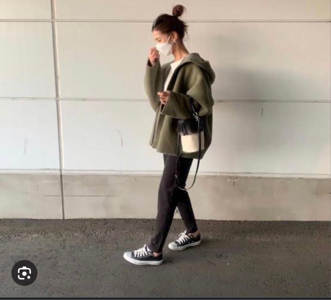 本日出品終了です。 スタニングルアー　フェイクムートンフーディ　ファー