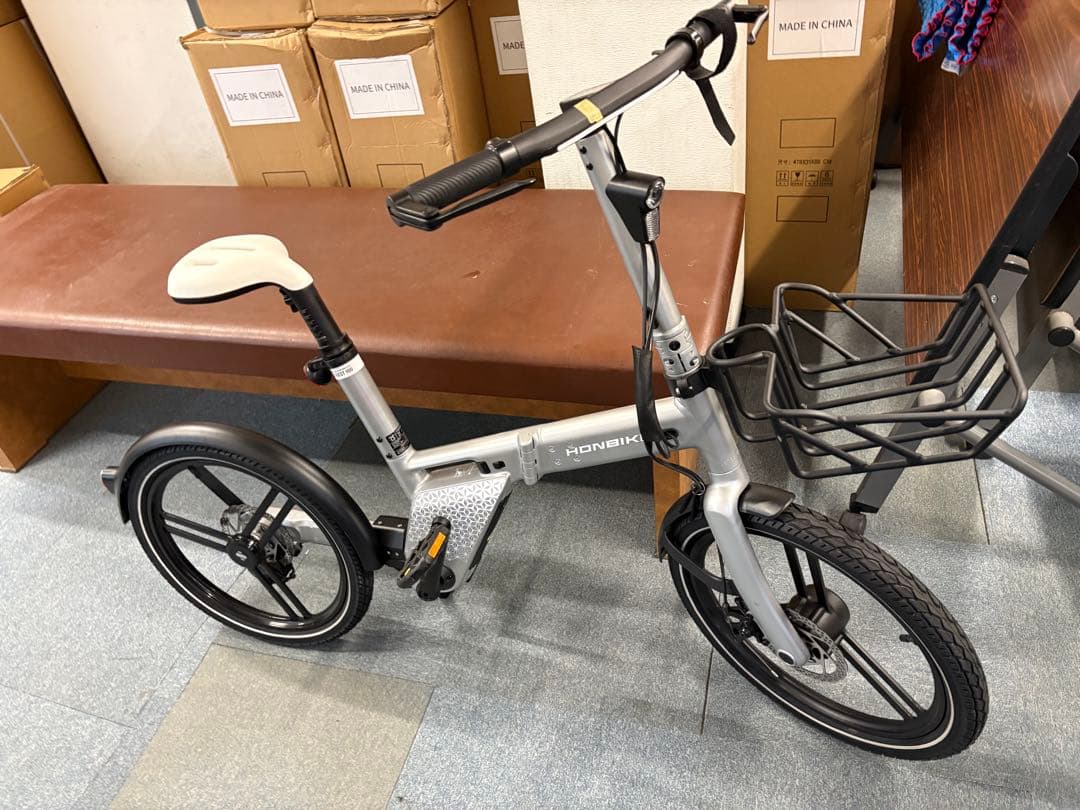 断捨離強化月間ホンバイクストン　カゴなし