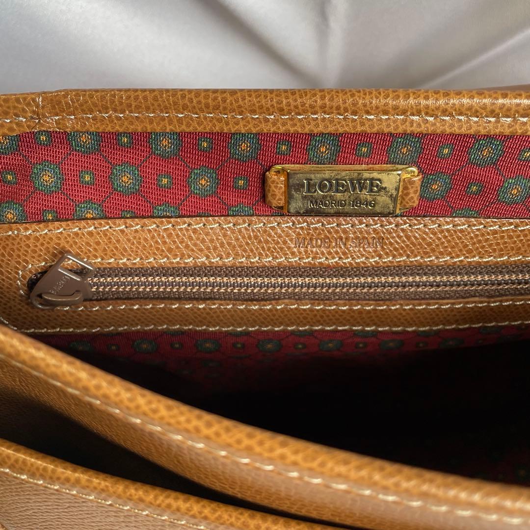 LOEWE　ロエベ　ショルダーバッグ　専用袋付き