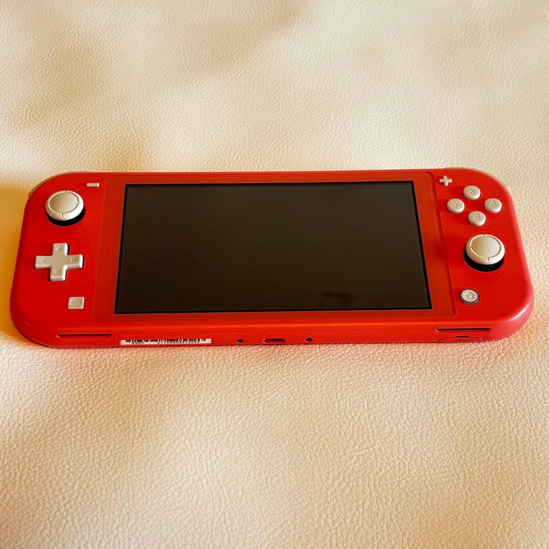 Nintendo Switch Lite 赤