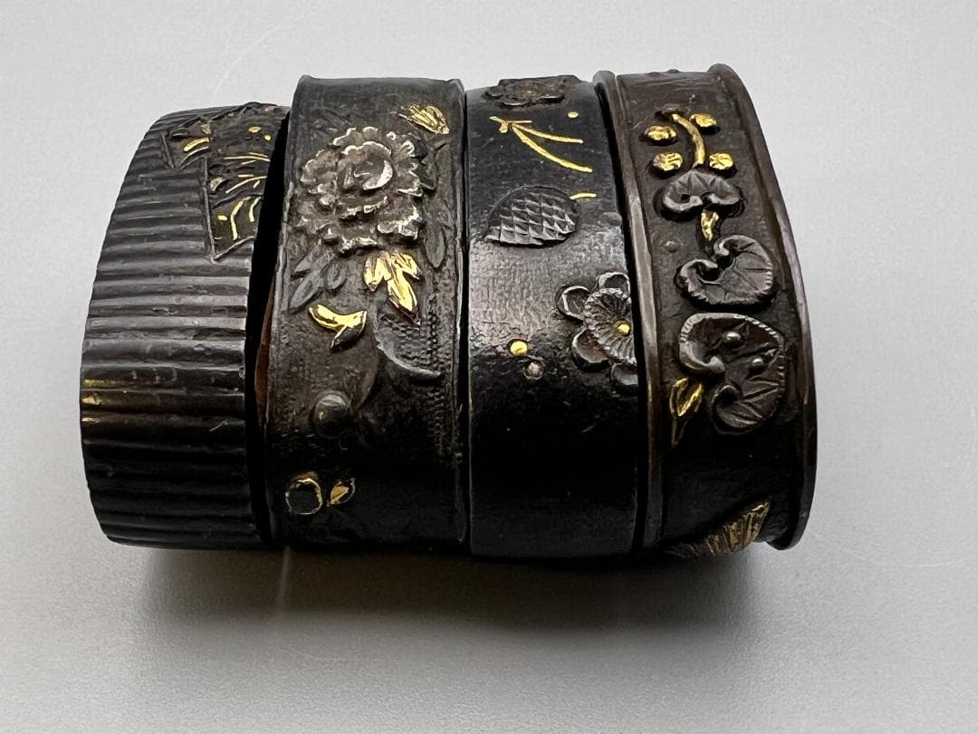 【海】江戸明治期　日本刀装具　花図　梅　松　金象嵌　縁頭　４点　骨董品　美術品
