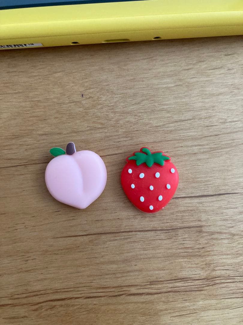 Nintendo switch light イエロー　ライト