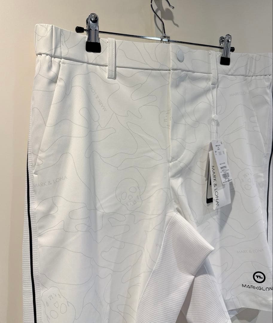 新品 ★ MARK&LONA ショーツ 白 マーク＆ロナ ハーフパンツ