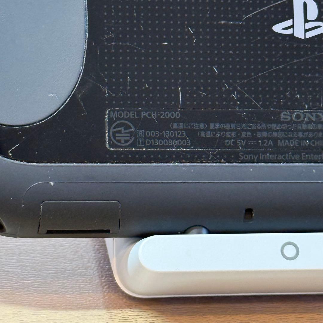 4-141 PSVITA PCH-2000 ブラック