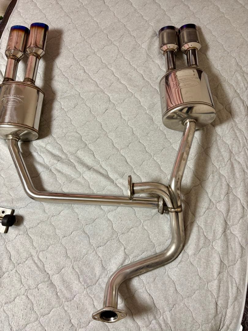 プリウスa マフラー　ガナドール　GANADOR PASION EVO