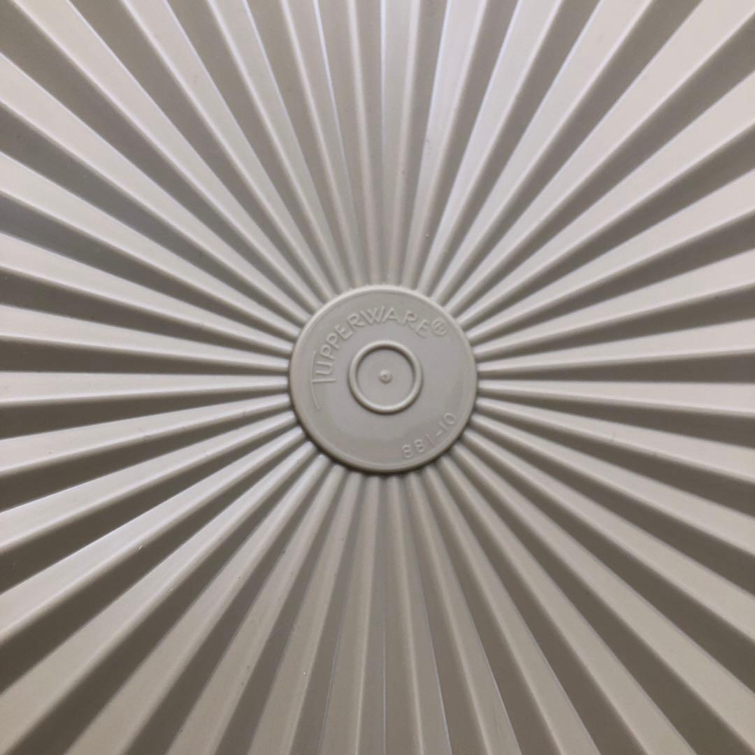 【未使用】タッパーウェア　マキシクィーンデコレーター　11リットル