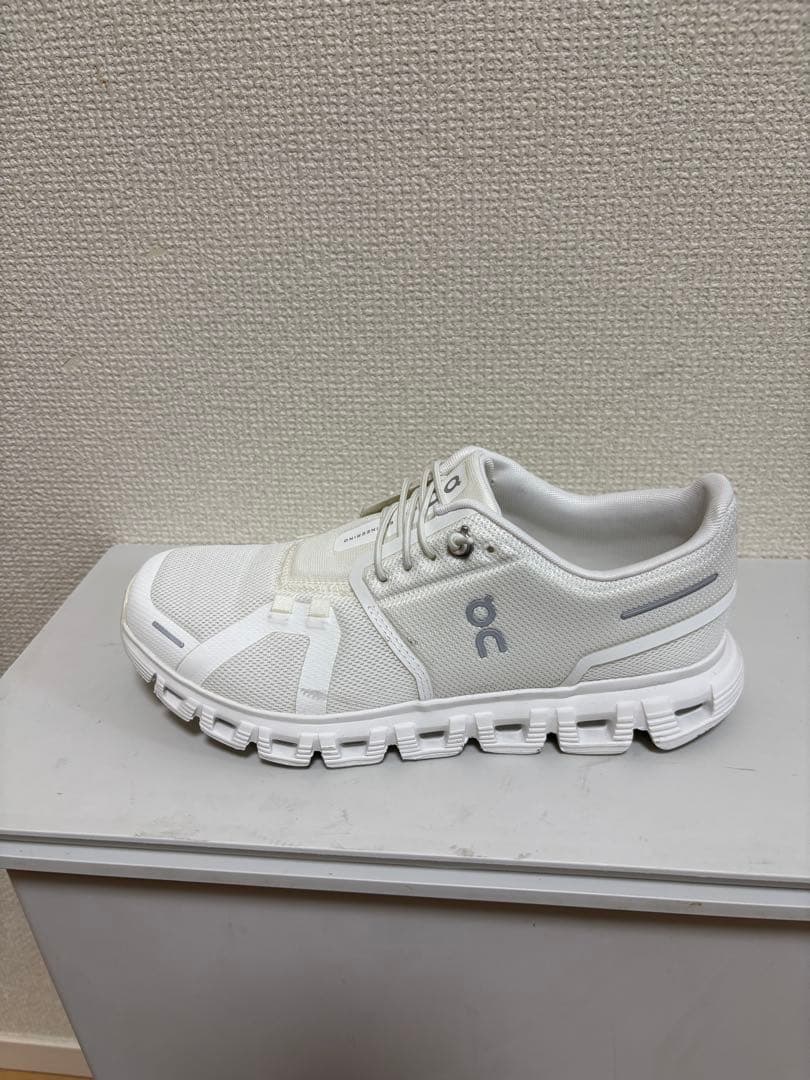 On Cloud 6 ランニングシューズ 24cm 女性