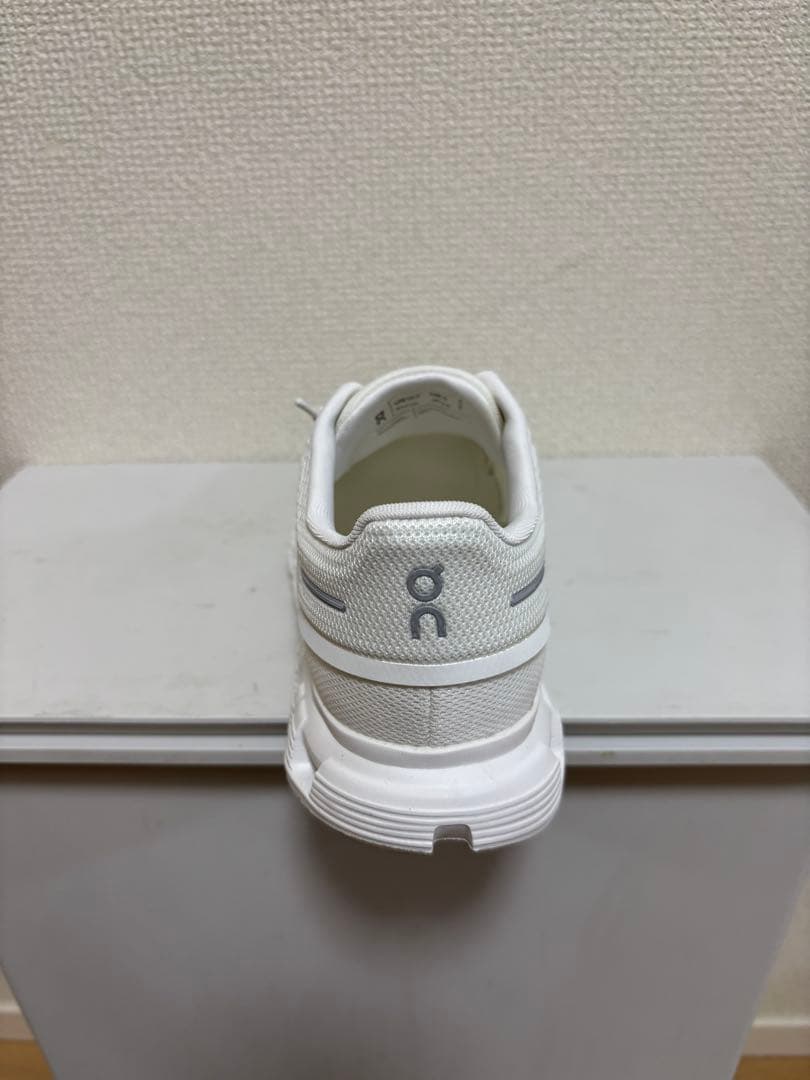 On Cloud 6 ランニングシューズ 24cm 女性