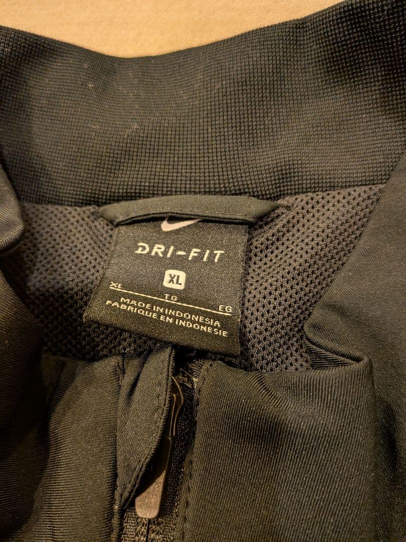 Nike Paris Saint-Germain ウーブンスーツジャージセット