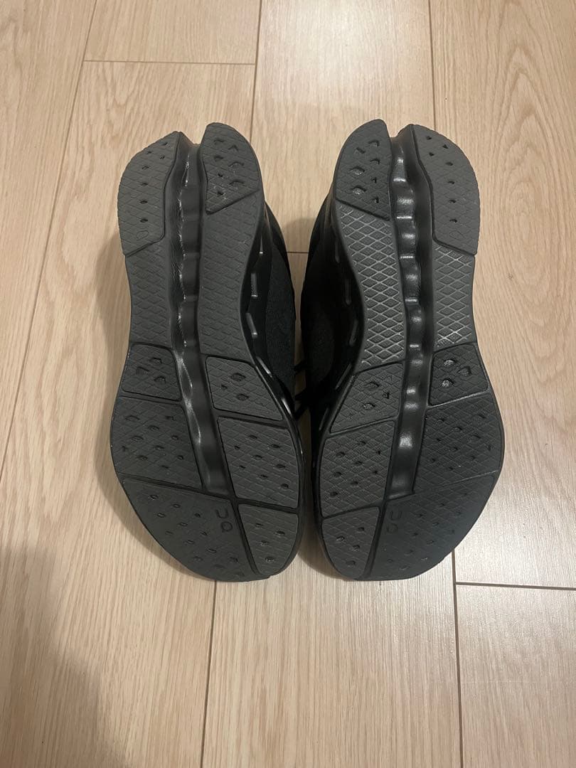 【美品】オン クラウドサーファー2 レディース 24.5cm