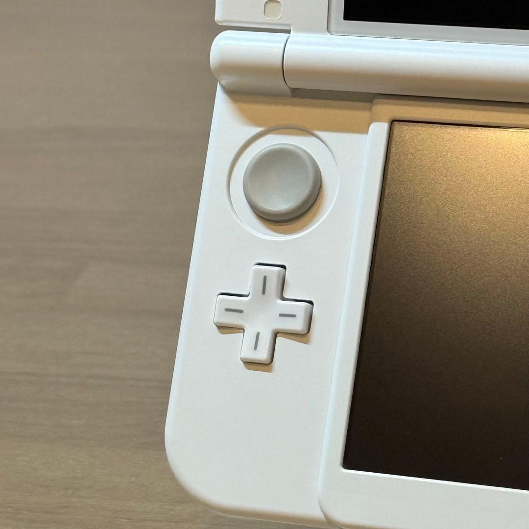 6-199【美品】Newニンテンドー3DS LL パールホワイト