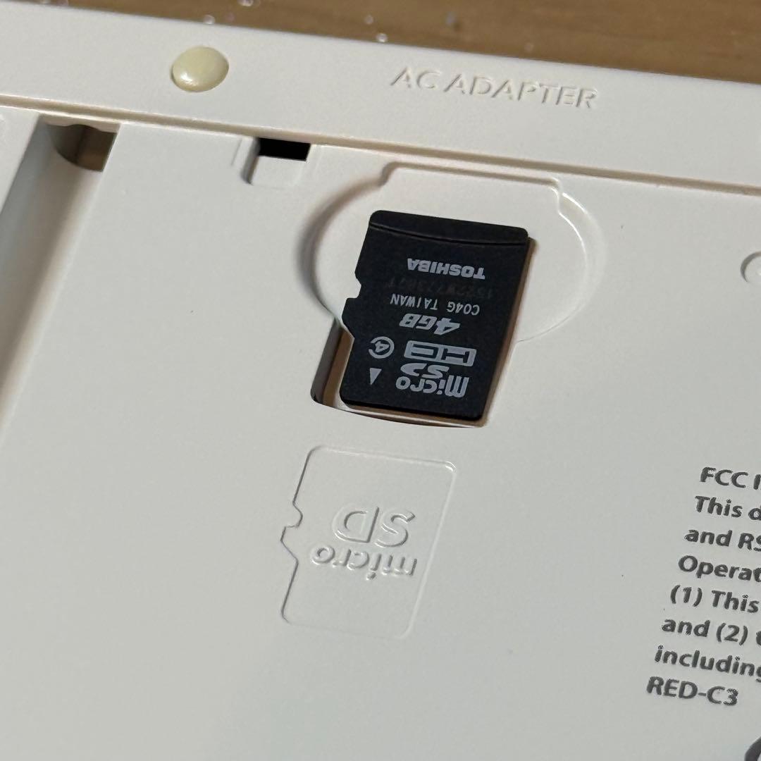 6-199【美品】Newニンテンドー3DS LL パールホワイト