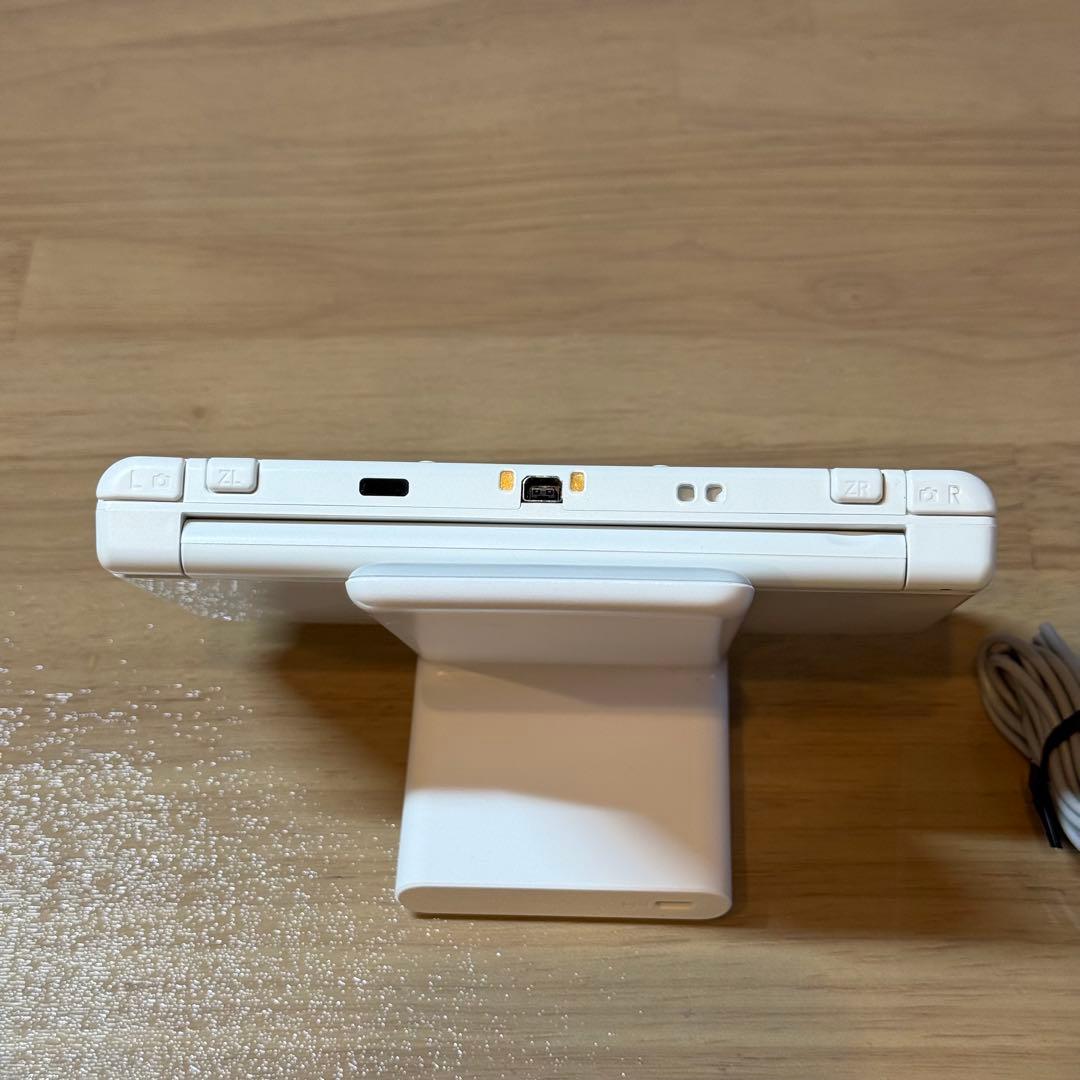6-199【美品】Newニンテンドー3DS LL パールホワイト