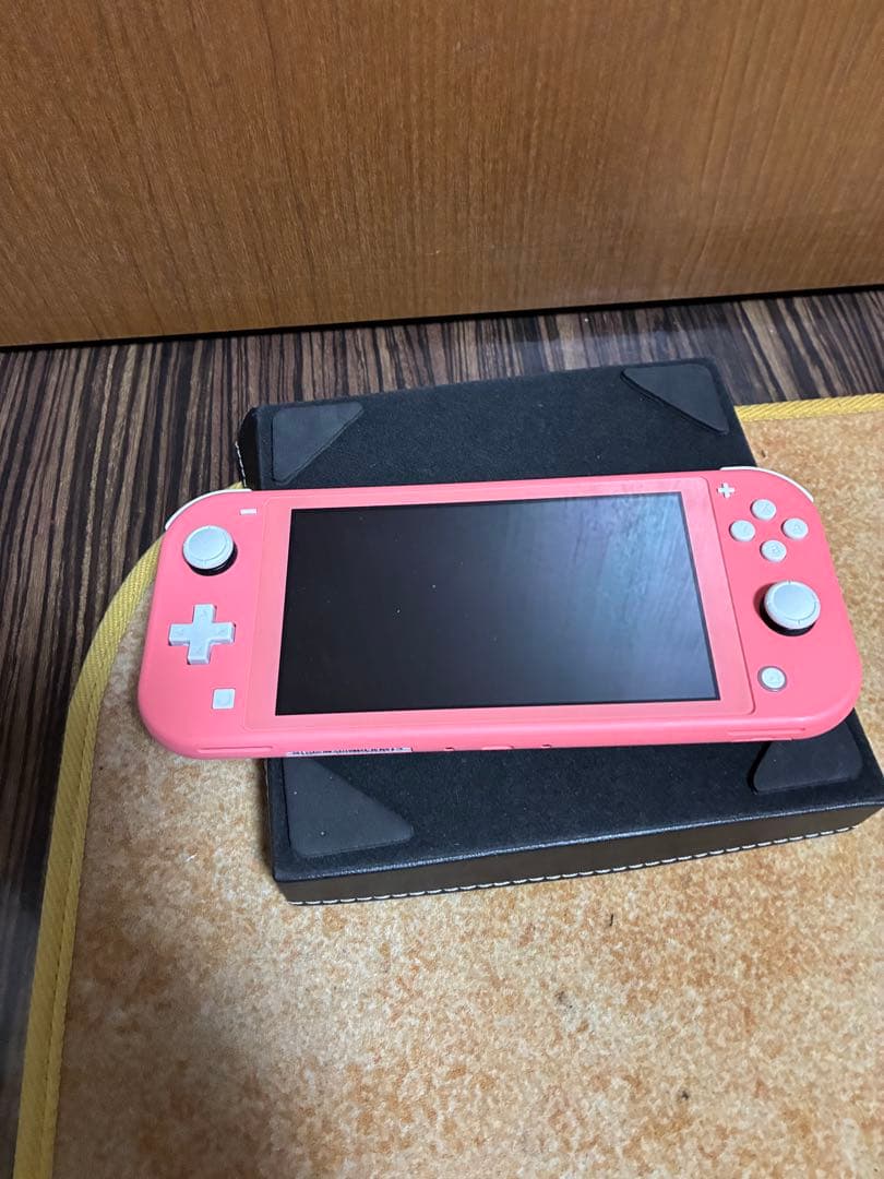 Nintendo Switch Lite コーラル ピンク 本体 動作確認済み