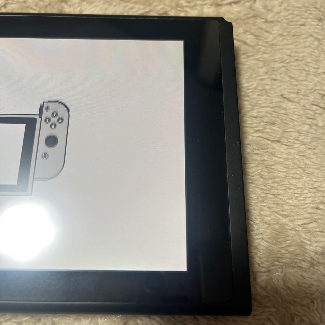 任天堂スイッチ　Nintendo Switch 本体　ホリ　コントローラー