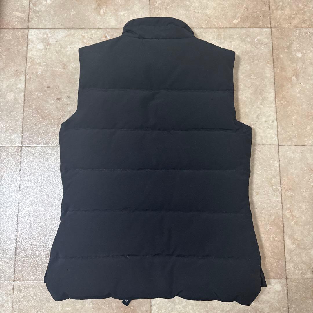   カナダグース ダウンベスト