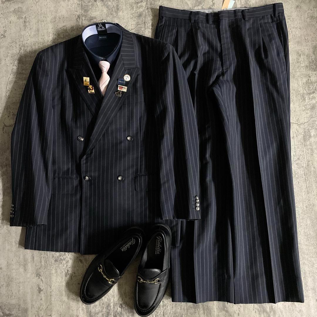 極美品 極上ウール ダブルブレストスーツ× LOUIS VUITTONネクタイ