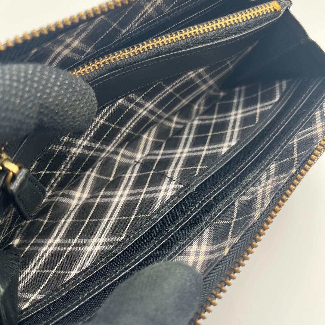 希少 バーバリーブルーレーベル 長財布 ラウンドジップ ブラック 金具ロゴ