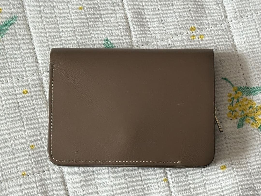 forme Short Wallet クリスペルカーフ 本革 牛革 二つ折り財布