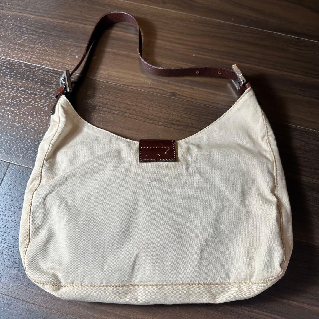 フェンディ　FENDI ショルダーバッグ