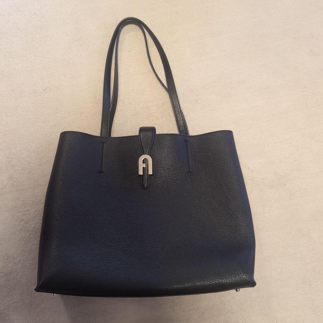 フルラ　ソフィア トートバッグ　ビジネスバッグ　黒　レザー