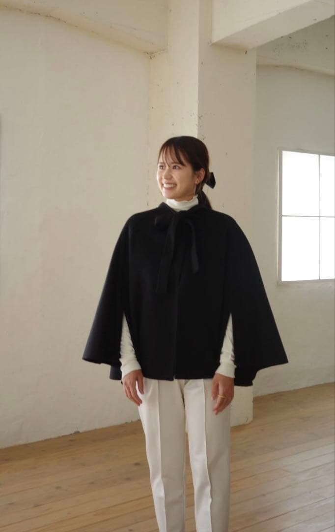 【新品・未使用】 OHGA BOWTIE PONCHO