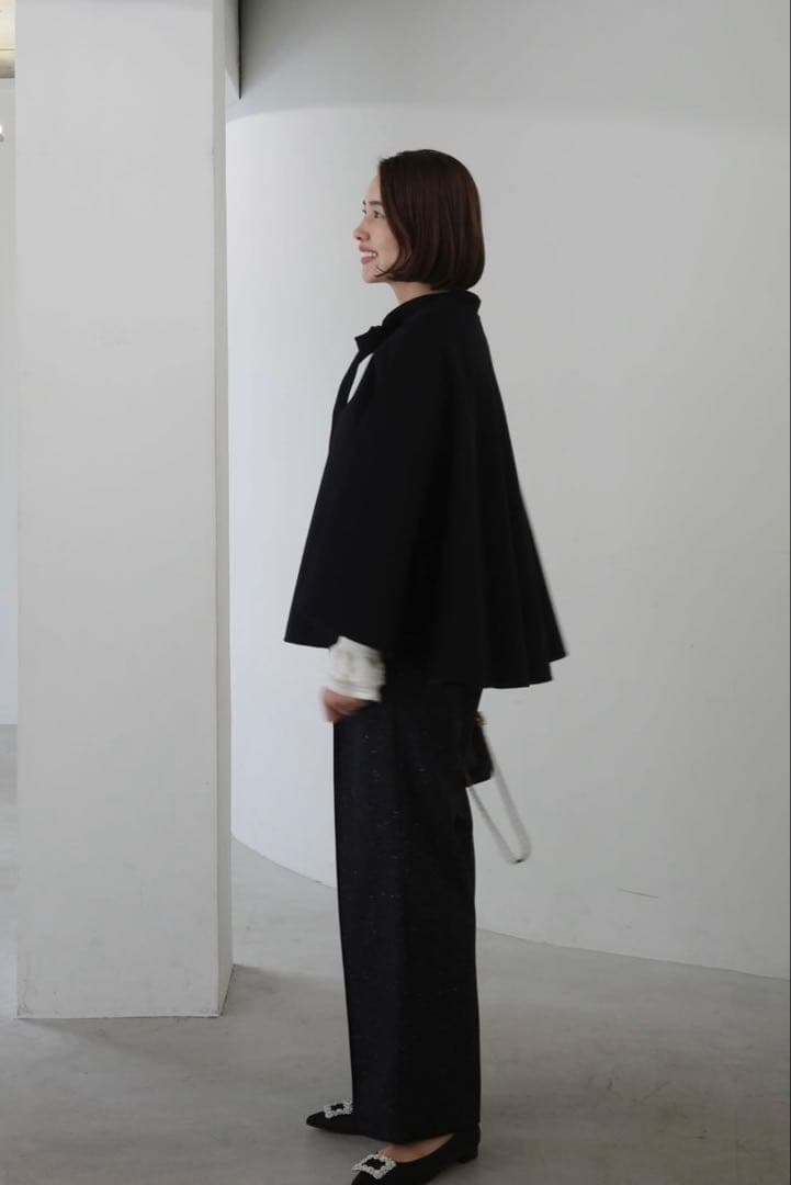 【新品・未使用】 OHGA BOWTIE PONCHO