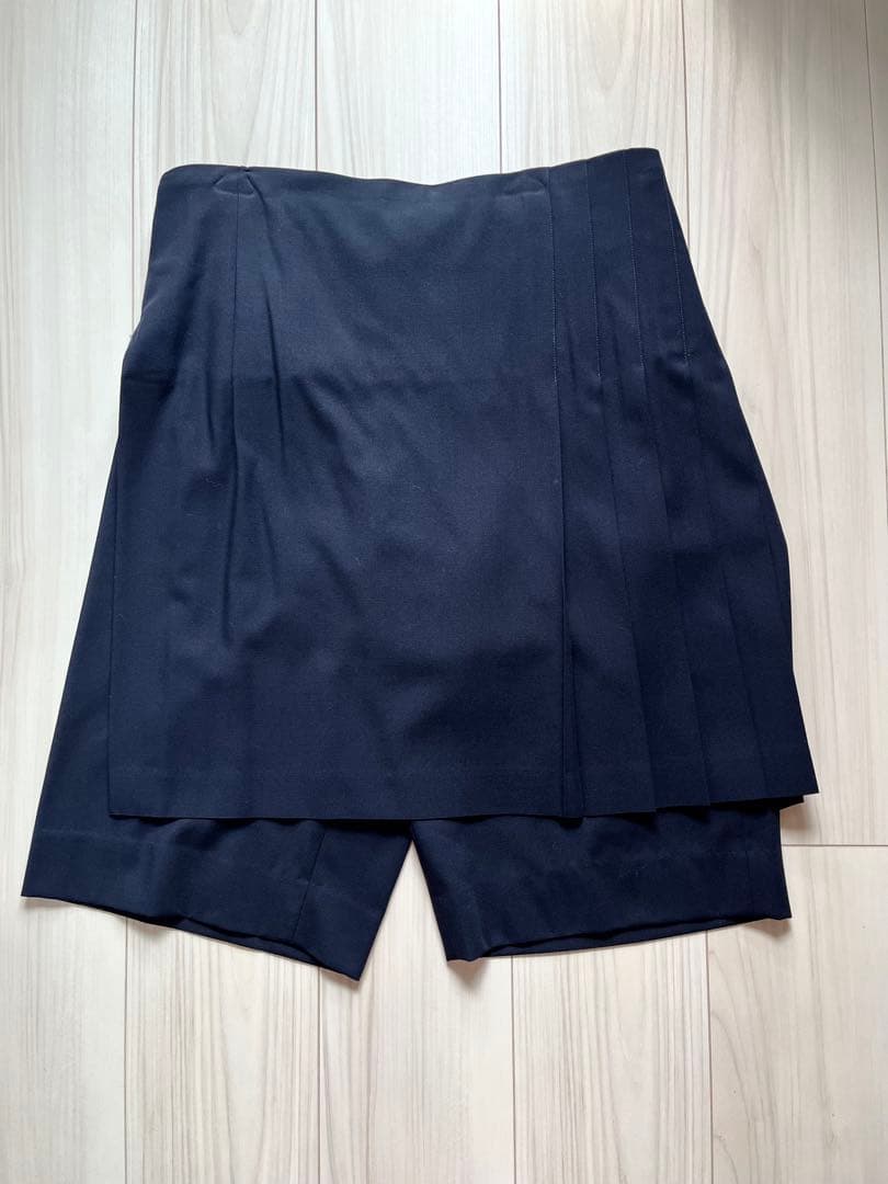 【 コムデギャルソン COMME des GARÇONS 】 美品 ハーフパンツ