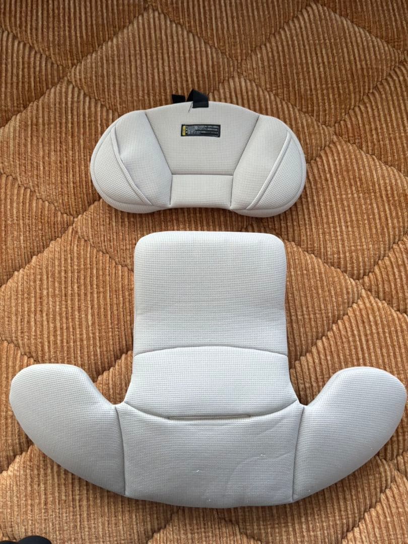 Combi クルムーヴスマートISOFIXエッグショックNeo