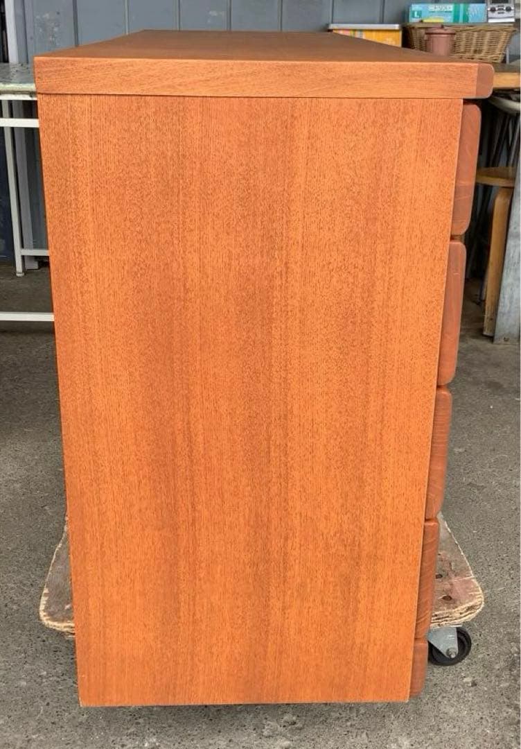 昭和レトロな木製チェスト 4段8杯 ローチェスト KYOWA（★）