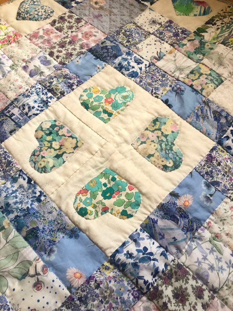 リバティ パッチワーク タペストリー ハートコレクション❤︎