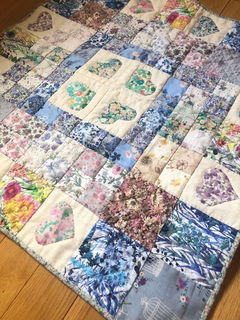 リバティ パッチワーク タペストリー ハートコレクション❤︎