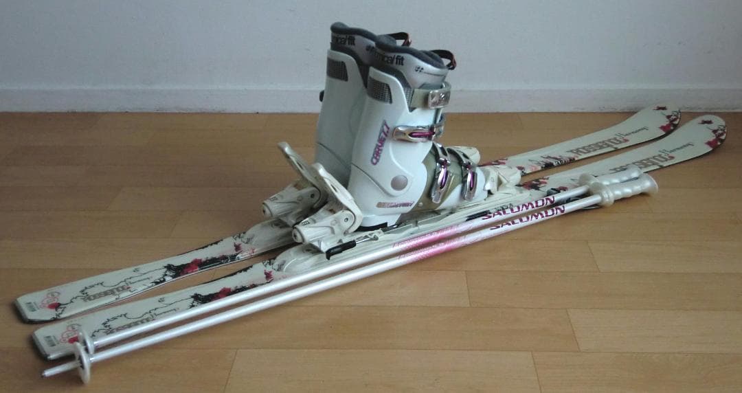 ■■送料無料■ロシニョール■女性用スキー4点セット■146/24.5■WAX済■