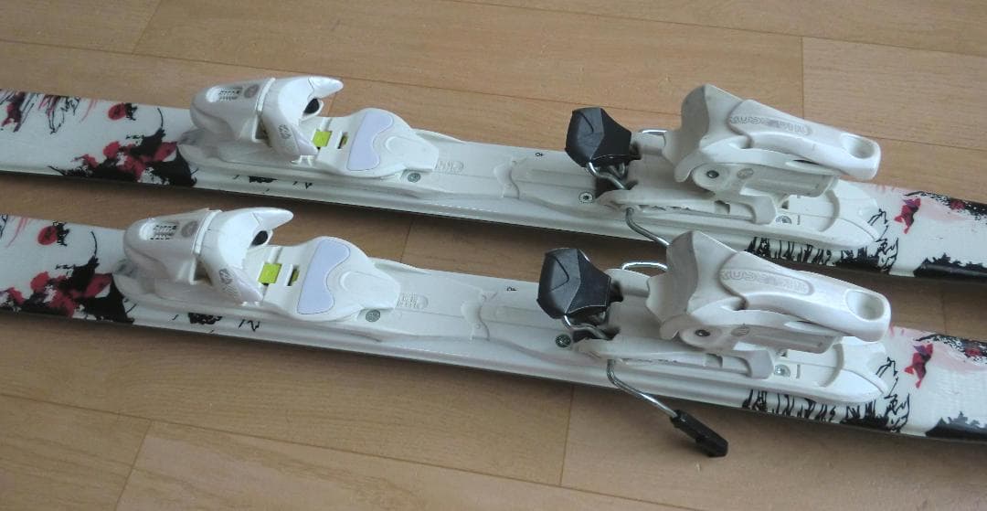 ■■送料無料■ロシニョール■女性用スキー4点セット■146/24.5■WAX済■