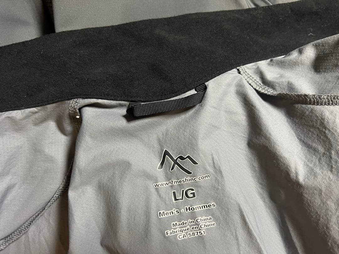 7mesh セブンメッシュ　ウィンドブレーカー　グレー　L 美品